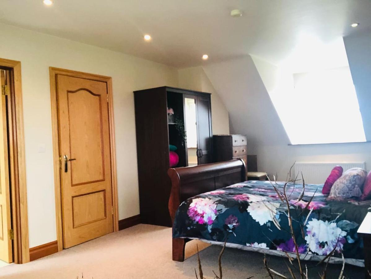 Connemara. 3 Bedroom, 8 Bed, Holiday Home غالواي المظهر الخارجي الصورة