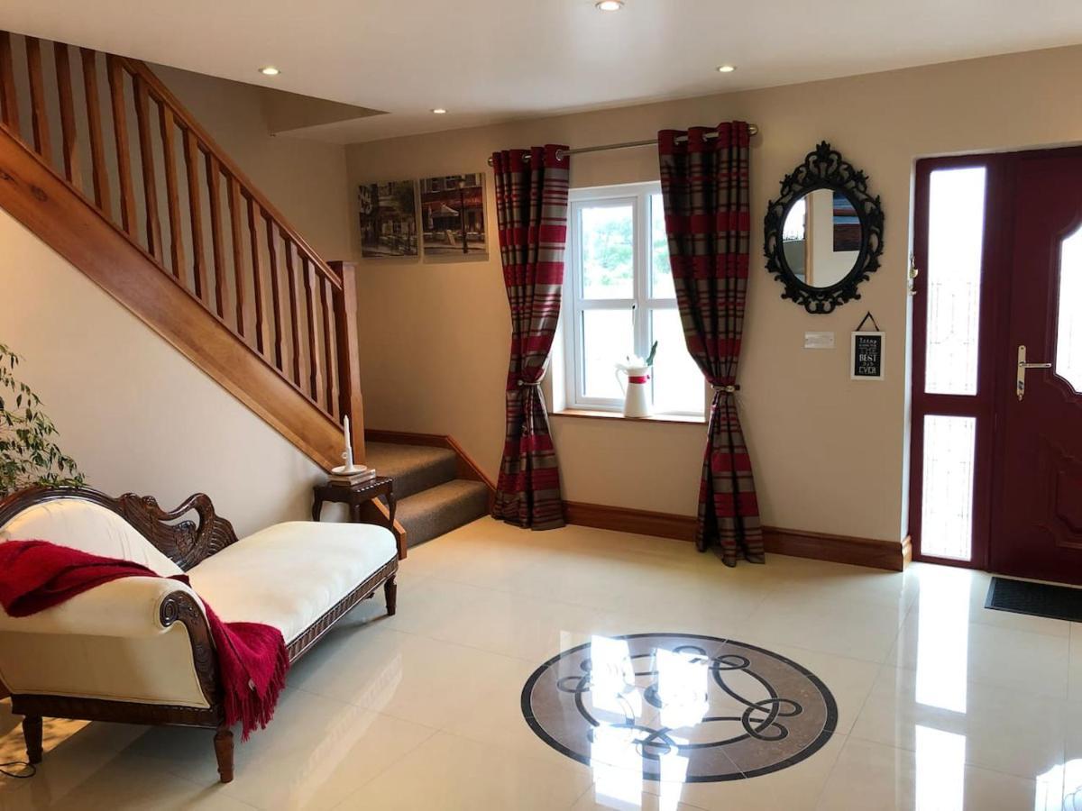 Connemara. 3 Bedroom, 8 Bed, Holiday Home غالواي المظهر الخارجي الصورة