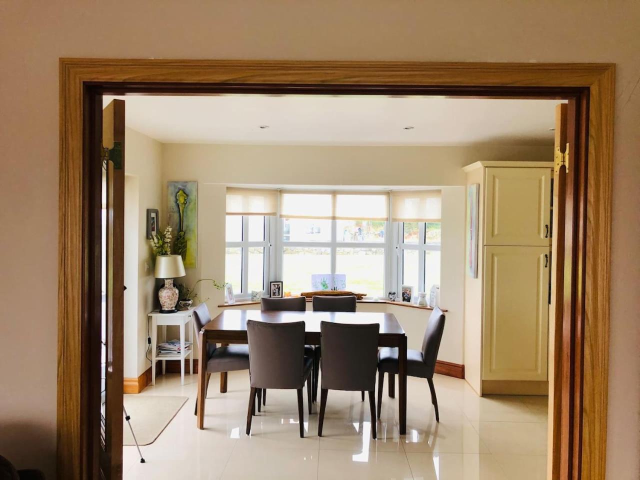 Connemara. 3 Bedroom, 8 Bed, Holiday Home غالواي المظهر الخارجي الصورة